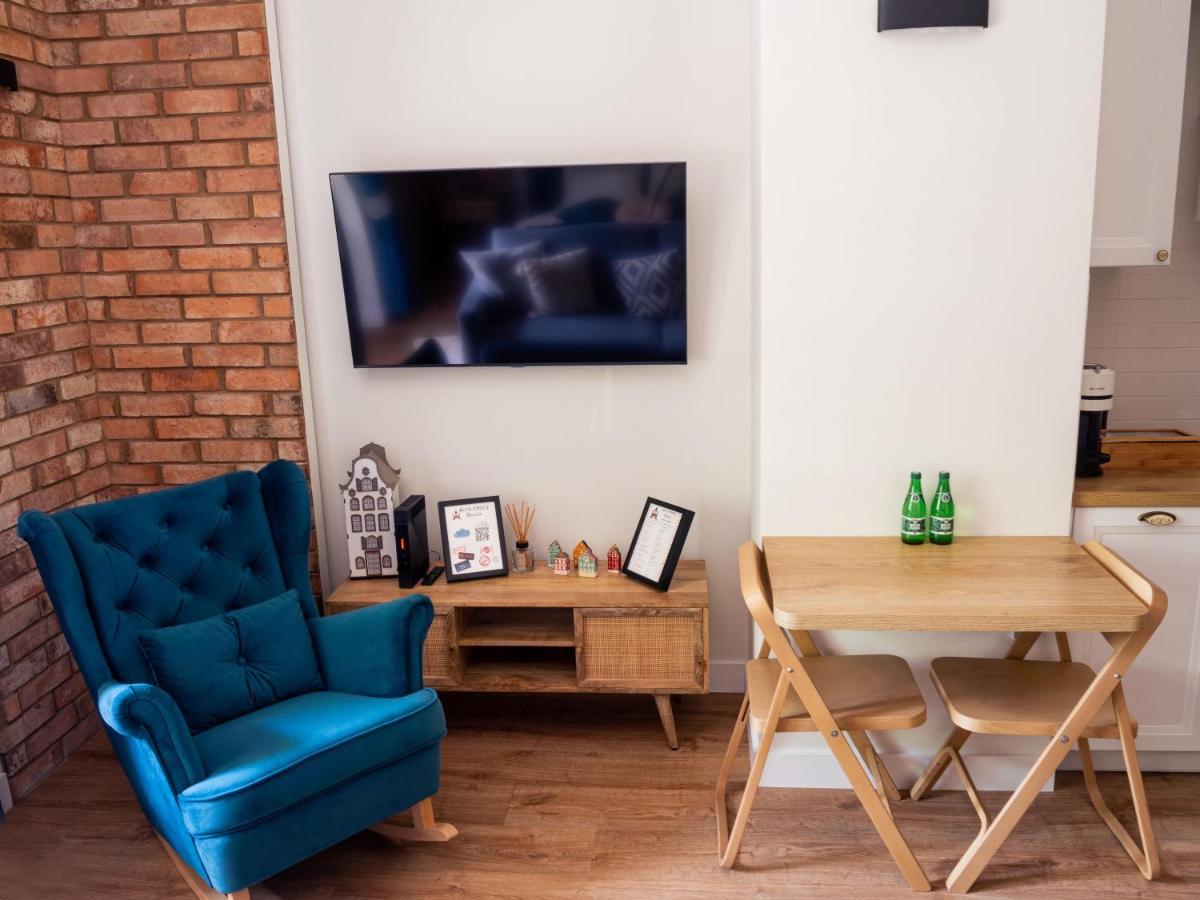 Brick Castle - Apartament Ulrich Wrocław Buitenkant foto